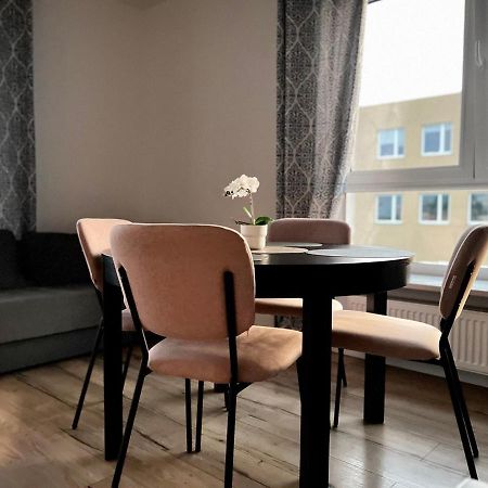 K22 Large Family Apart Komputerowa Varşovia Exterior foto
