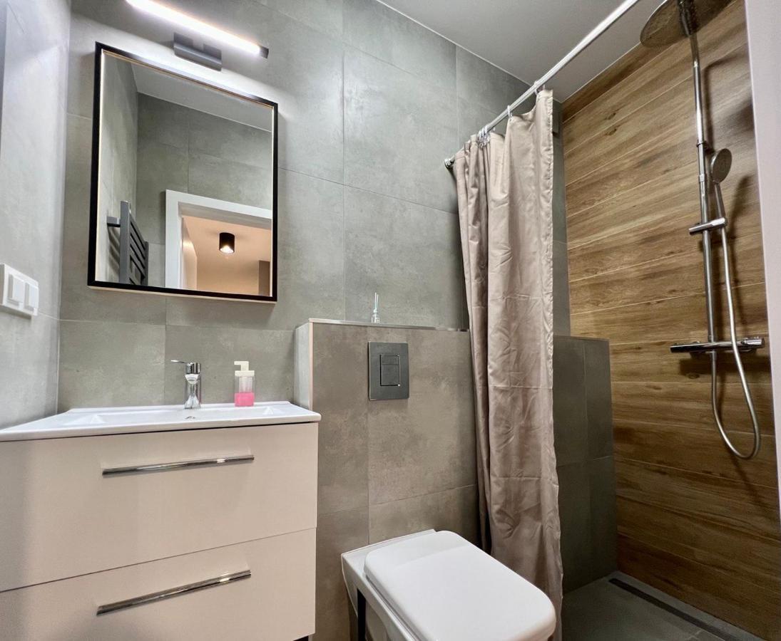K22 Large Family Apart Komputerowa Varşovia Exterior foto